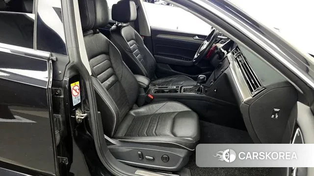 Volkswagen Arteon 2018 Черный из Кореи, фото 2