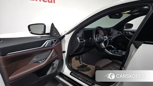 BMW i4 2022 Белый из Кореи, фото 2