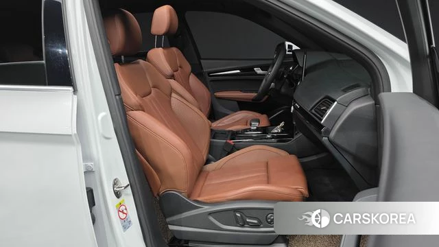 Audi Q5 (FY) 2024 Белый из Кореи, фото 2