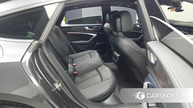 Audi A7 (4K) 2022 Серый из Кореи, фото 2