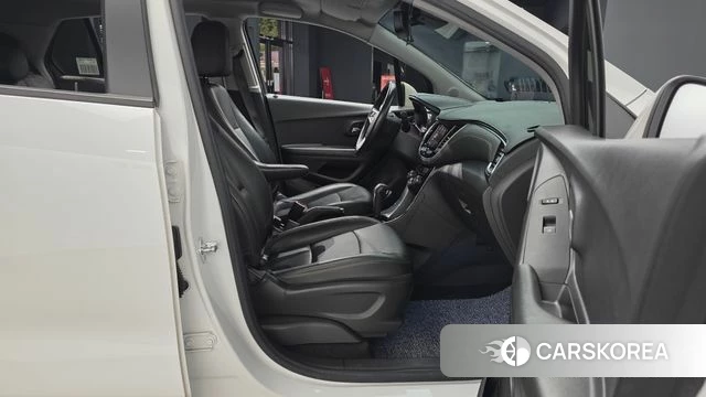 Chevrolet (GM Daewoo) The New Trax 2021 Белый из Кореи, фото 2