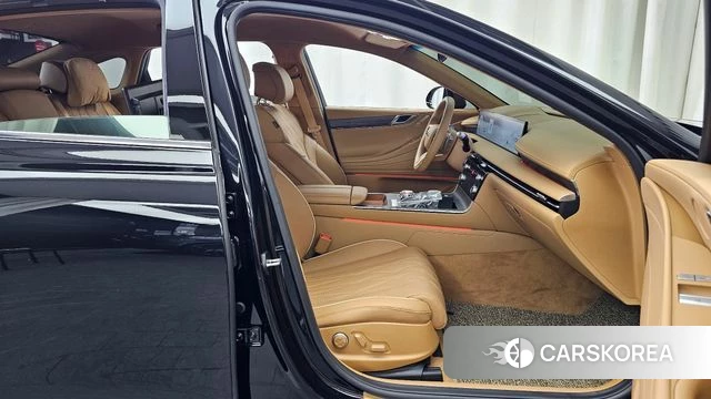 Genesis G80 (RG3) 2026 Черный из Кореи, фото 2