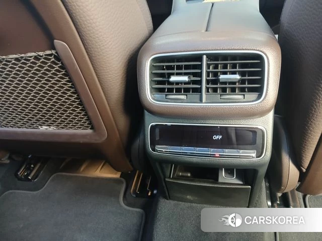 Mercedes-Benz GLE-Class W167 2023 Черный из Кореи, фото 2