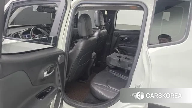 Jeep Renegade 2018 Белый из Кореи, фото 2