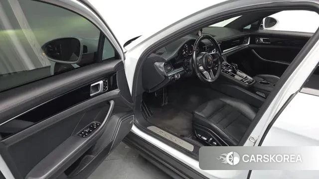 Porsche Panamera (971) 2020 Белый из Кореи, фото 2