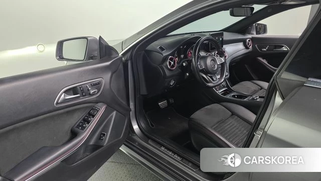 Mercedes-Benz CLA-Class C117 2018 Серый из Кореи, фото 2