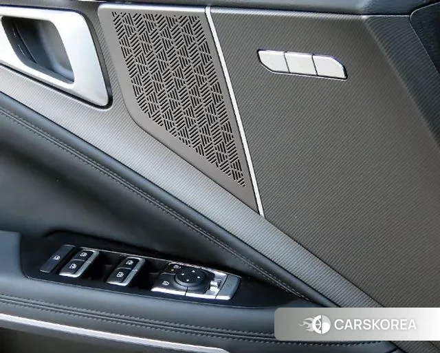 Kia The New K8 Hybrid 2024 Черный из Кореи, фото 2