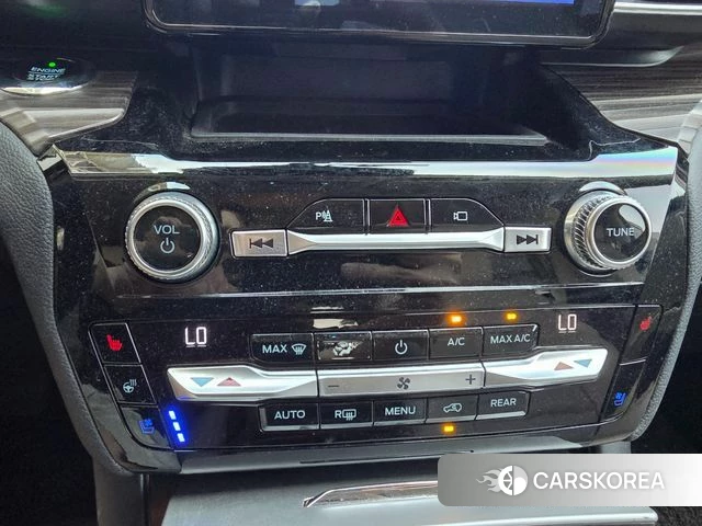 Ford Explorer 6th Generation 2021 Черный из Кореи, фото 2