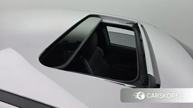 Hyundai The New Avante (CN7) 2024 Серебристо-серый из Кореи, фото 2