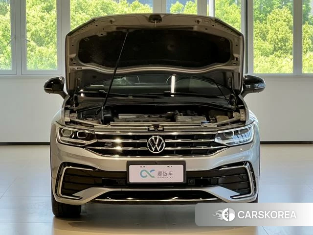 Volkswagen Tiguan X 2022 Серебристо-серый из Китая, фото 2
