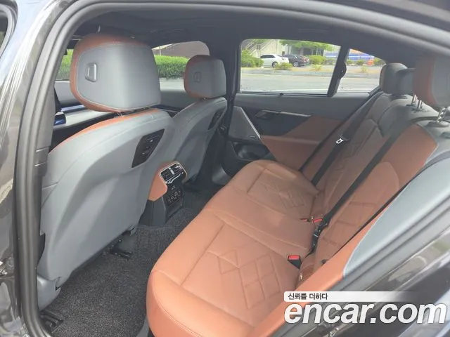 BMW 5 Series (G60) 2024 Серый из Кореи, фото 2