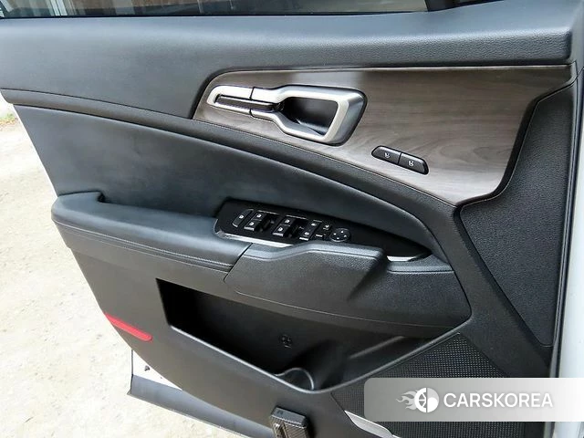 Kia Sportage 5th Generation 2021 Белый из Кореи, фото 2