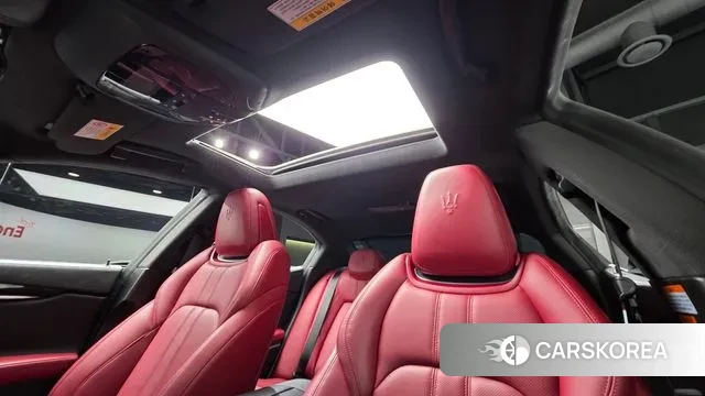 Maserati Ghibli 2018 Белый из Кореи, фото 2