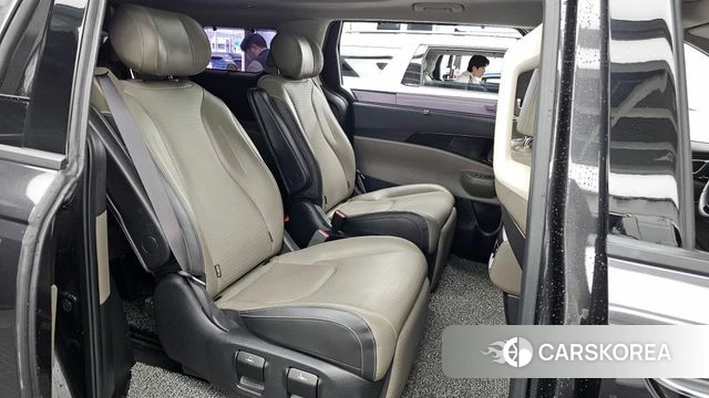 Kia The New Carnival 4th Generation 2023 Серый из Кореи, фото 2