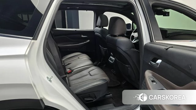 Hyundai The New Santa Fe 2021 Белый из Кореи, фото 2