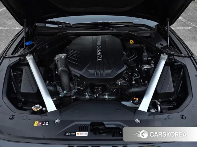 Genesis G70 2020 Черный из Кореи, фото 2