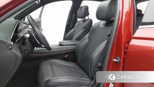 Genesis GV70 2021 Красный из Кореи, фото 2