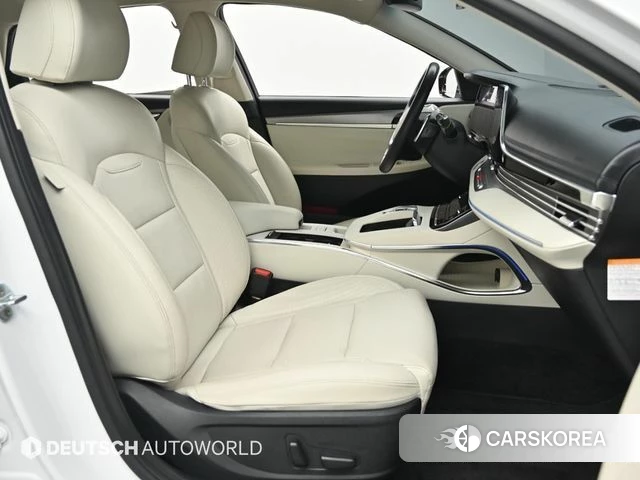 Hyundai The New Grandeur IG Hybrid 2022 Белый из Кореи, фото 2