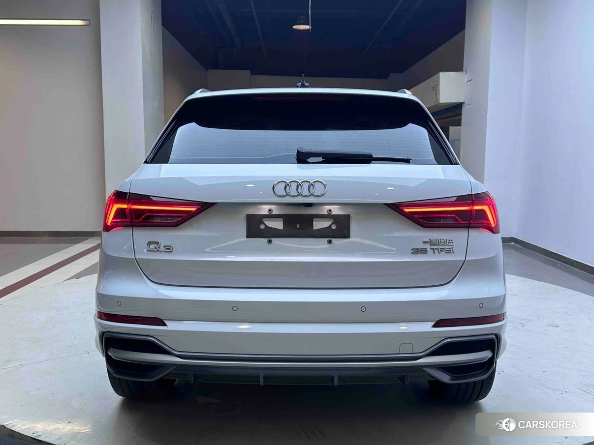 Audi Q3 2022 Белый из Китая, фото 2