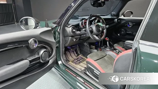 Mini Cooper S 2019 Темно-зеленый из Кореи, фото 2