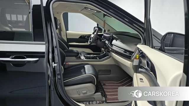 Kia The New Carnival 4th Generation 2025 Черный из Кореи, фото 2