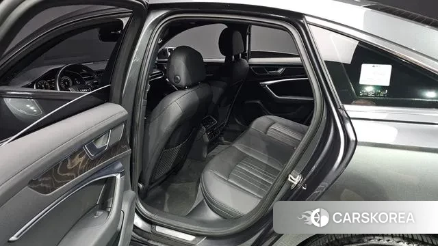 Audi A6 (C8) 2021 Серый из Кореи, фото 2