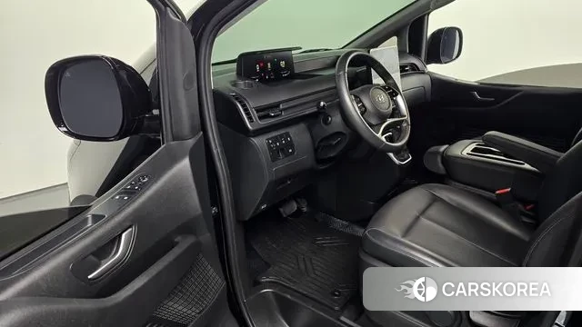 Hyundai Staria 2024 Черный из Кореи, фото 2