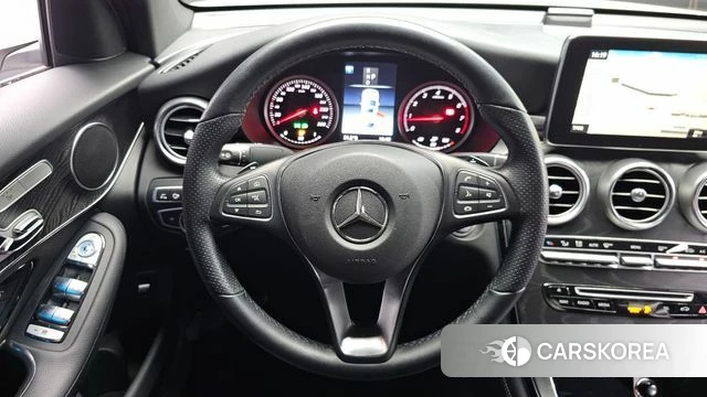 Mercedes-Benz GLC-Class X253 2019 Белый из Кореи, фото 2