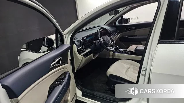 Kia Sportage 5th Generation 2022 Белый из Кореи, фото 2