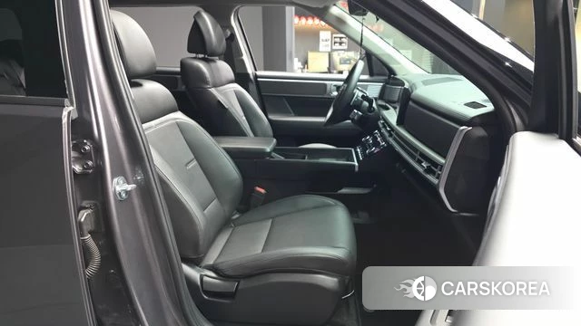 Hyundai Santa Fe (MX5) 2024 Серый из Кореи, фото 2
