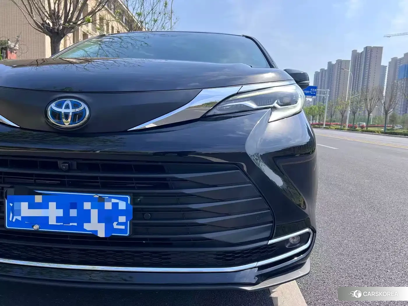 Toyota Sienna 2022 Черный из Китая, фото 2