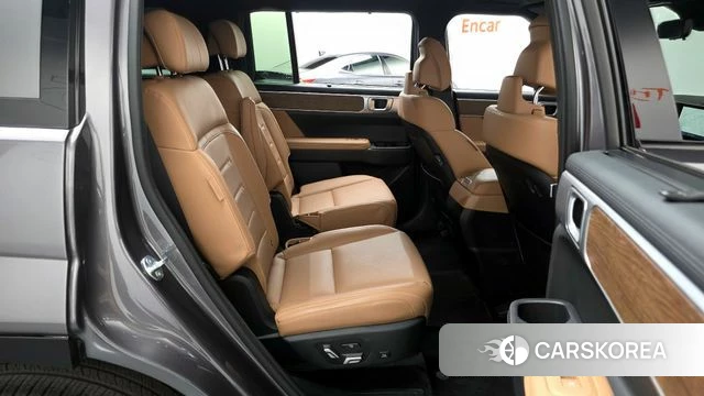 Hyundai Santa Fe (MX5) 2023 Серый из Кореи, фото 2