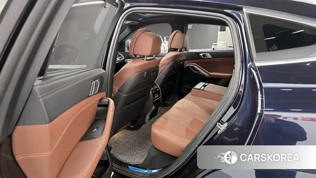 BMW X6 (G06) 2022 Черный из Кореи, фото 2