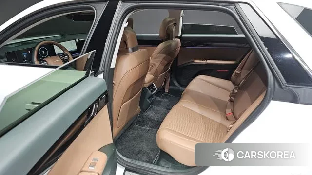 Hyundai Grandeur Hybrid (GN7) 2024 Белый из Кореи, фото 2