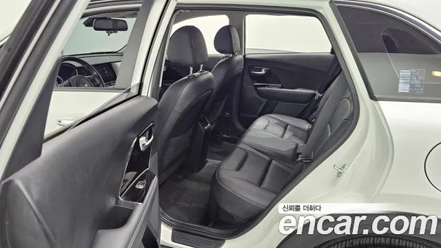 Kia The New Niro 2021 Белый из Кореи, фото 2