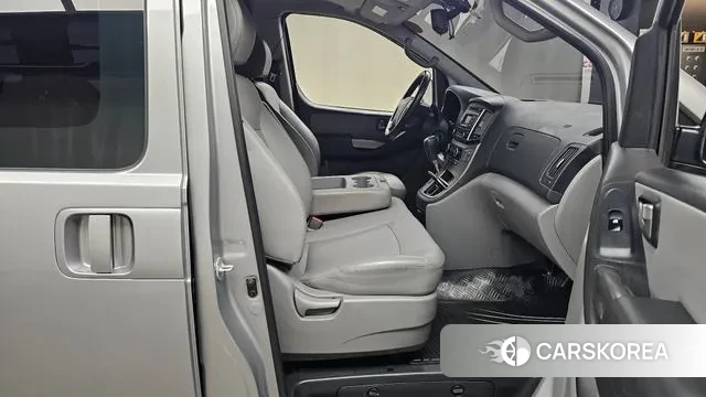 Hyundai The New Grand Starex 2019 Серый из Кореи, фото 2