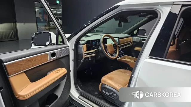 Hyundai Santa Fe (MX5) 2023 Белый из Кореи, фото 2