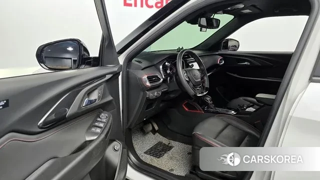 Chevrolet (GM Daewoo) Trailblazer 2023 Белый из Кореи, фото 2