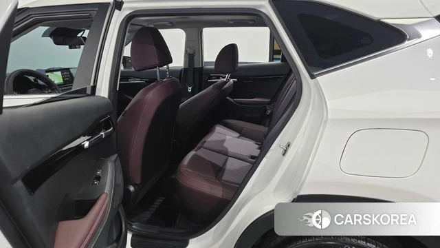 Kia Seltos 2022 Белый из Кореи, фото 2