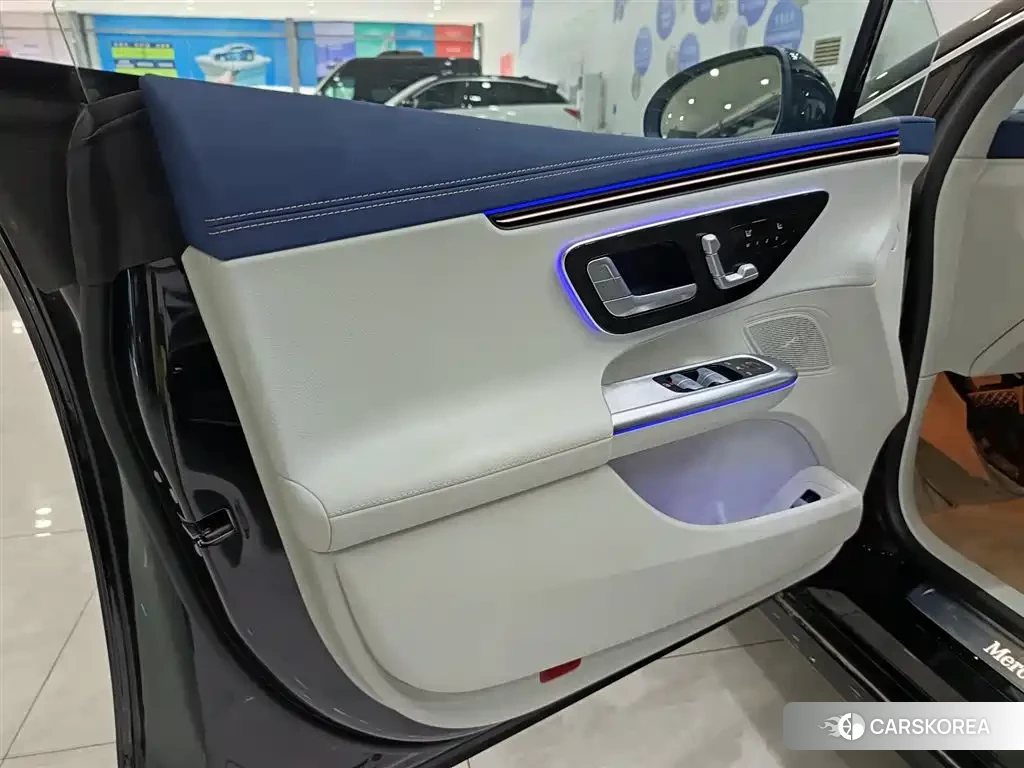 Mercedes-Benz EQE 2025 Черный из Китая, фото 2