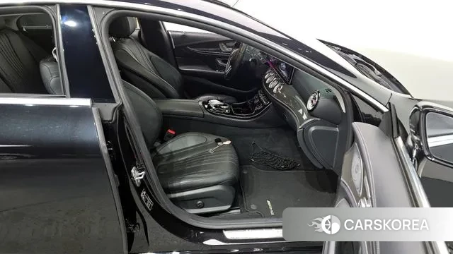 Mercedes-Benz CLS-Class C257 2018 Черный из Кореи, фото 2