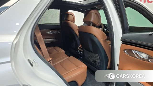 Genesis GV70 2024 Белый из Кореи, фото 2