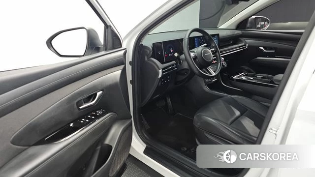 Hyundai The New Tucson Hybrid (NX4) 2024 Белый из Кореи, фото 2