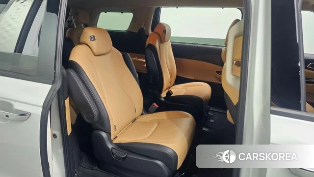 Kia Carnival 4th generation 2023 Белый из Кореи, фото 2