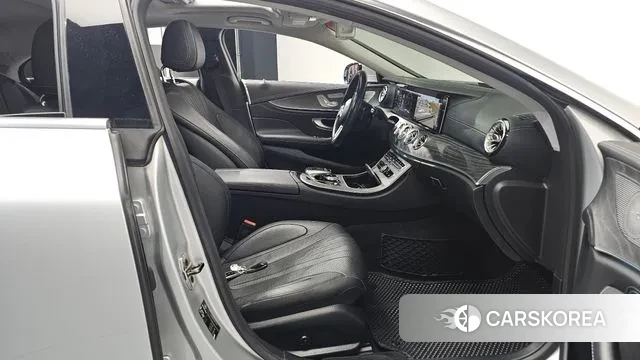 Mercedes-Benz CLS-Class C257 2019 Серебряный из Кореи, фото 2