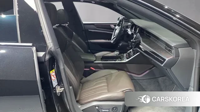 Audi A7 (4K) 2021 Черный из Кореи, фото 2