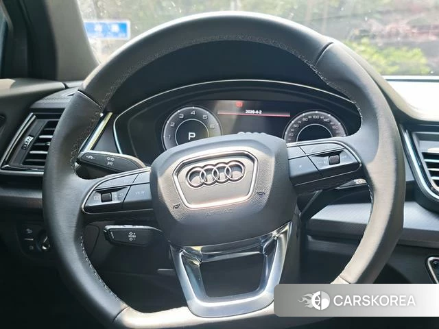 Audi Q5L 2025 Черный из Китая, фото 2