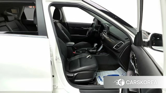 Kia Seltos 2022 Белый из Кореи, фото 2