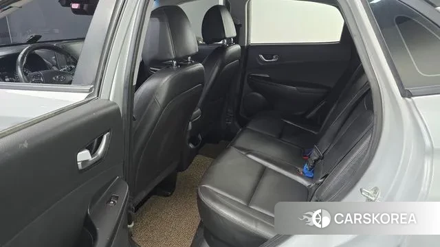 Hyundai The New Kona 2021 Серебристо-серый из Кореи, фото 2