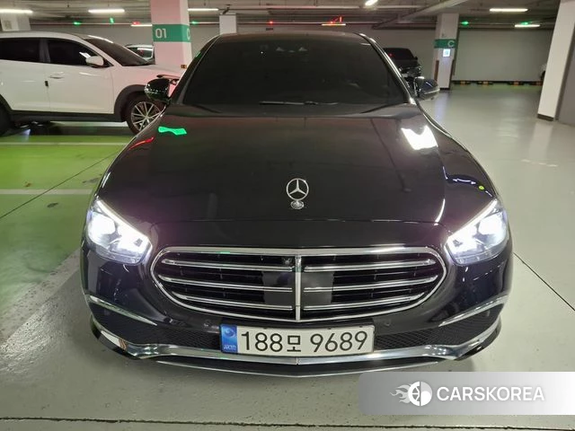 Mercedes-Benz E-Class W213 2022 Черный из Кореи, фото 2